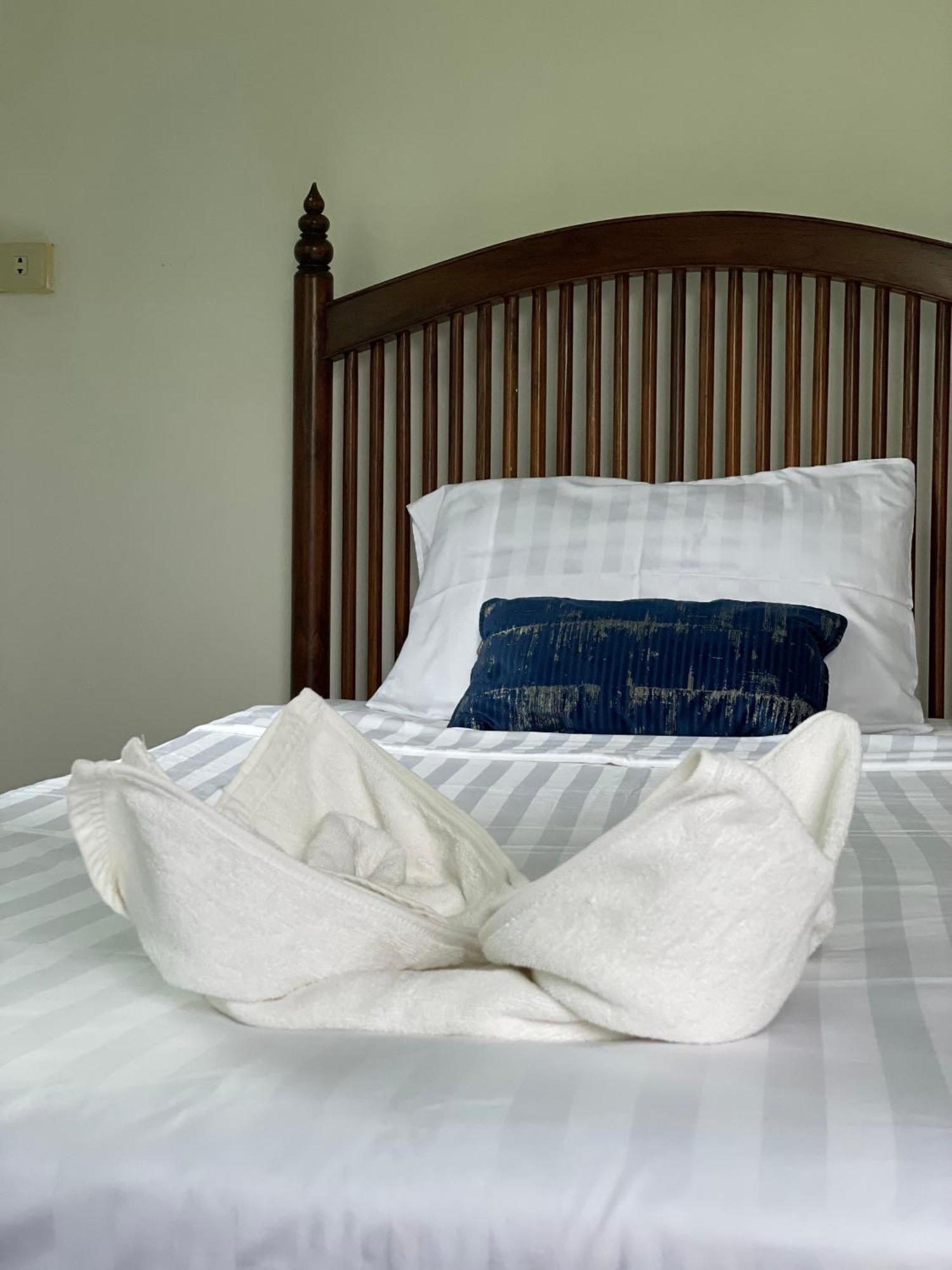 Sunrise Beach Villa Surat Thani Zimmer foto
