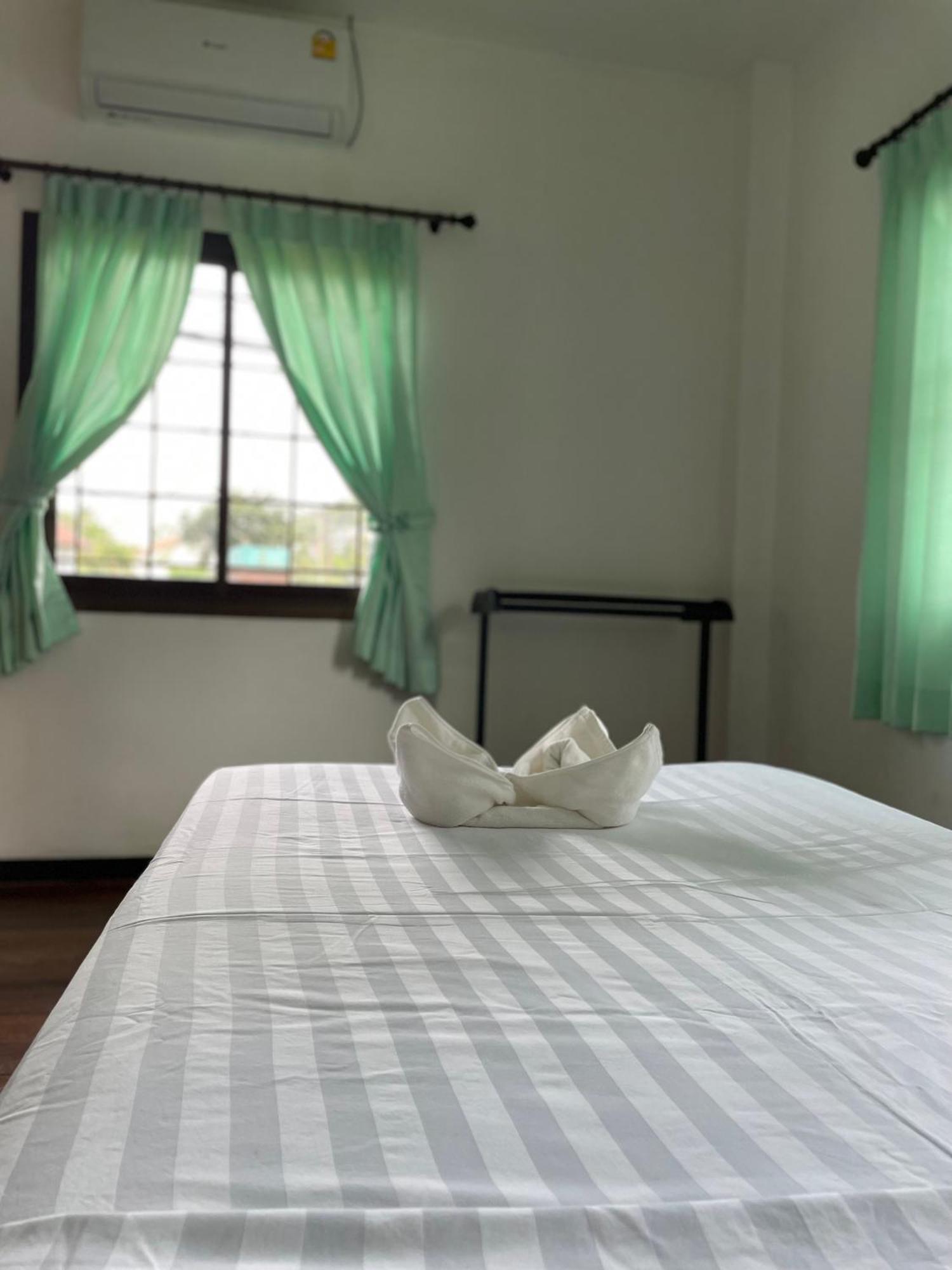 Sunrise Beach Villa Surat Thani Zimmer foto